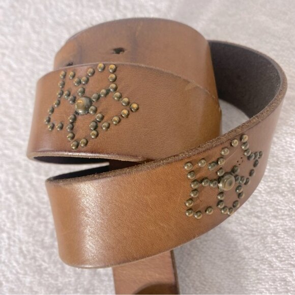Vintage Bluenotes Brown Leather Boho Belt With Brass Tone Flowers - Picture 2 of 13